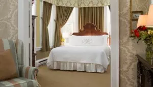 Maine Stay Inn and cottages Kennebunkport Room-12